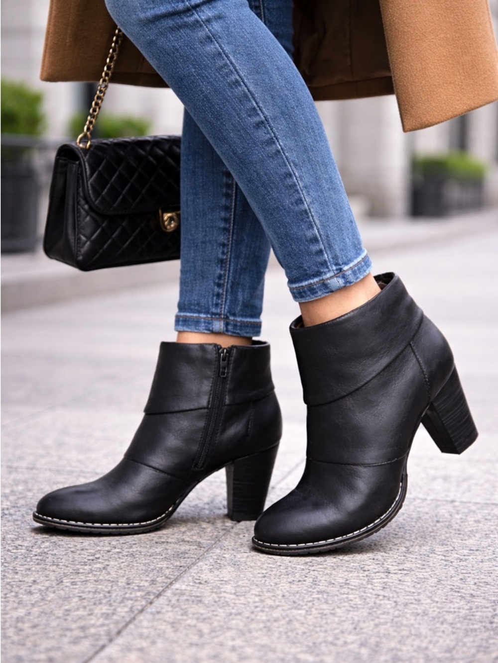 Sofft Black Leather Ankle Booties with Stacked Heel